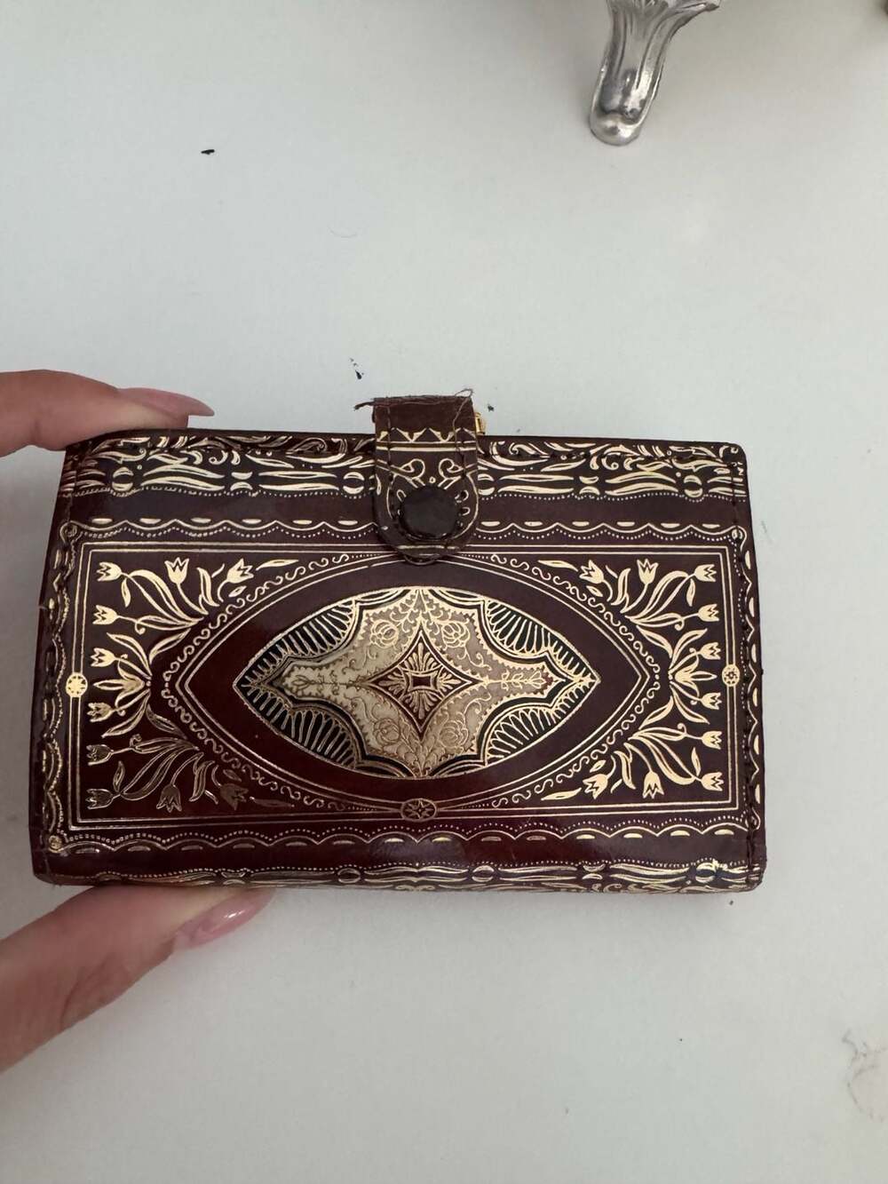 Vintage Italian style Kiss Lock Wallet Clutch Burgundy